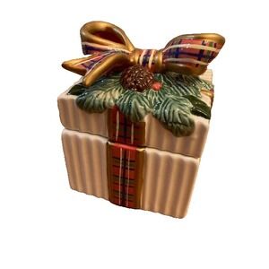 NEW International Silver Co. Dolomite Robbin Votive Christmas Candle Vanilla‎